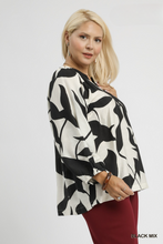 Load image into Gallery viewer, Restocked! Noah Black & White Leaf Print Top