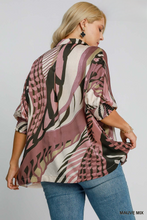 Load image into Gallery viewer, Melanie Abstract Print Top in Mauve Mix