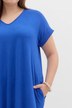 Load image into Gallery viewer, Kara Short Sleeve T-Shirt Maxi Dress