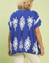 Load image into Gallery viewer, Bella Border Print Poncho Style Top