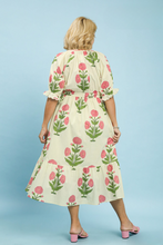 Load image into Gallery viewer, Bailey Cream Floral Midi Dress