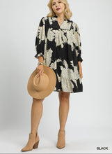 Load image into Gallery viewer, Meredith Floral Scallop Trim Dress