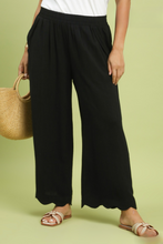Load image into Gallery viewer, Ashley Scallop Hem Linen Blend Pants in Black