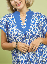 Load image into Gallery viewer, Audrey Blue Floral Flutter Sleeve Top