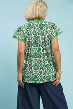 Load image into Gallery viewer, Restocked! Audrey Green Floral Flutter Sleeve Top