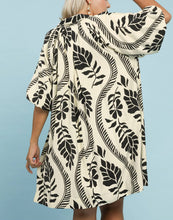 Load image into Gallery viewer, Mavis Black &amp; Cream Leaf Print Dress
