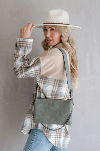 Izzy Crossbody w/ Chain Strap in Earth Grey