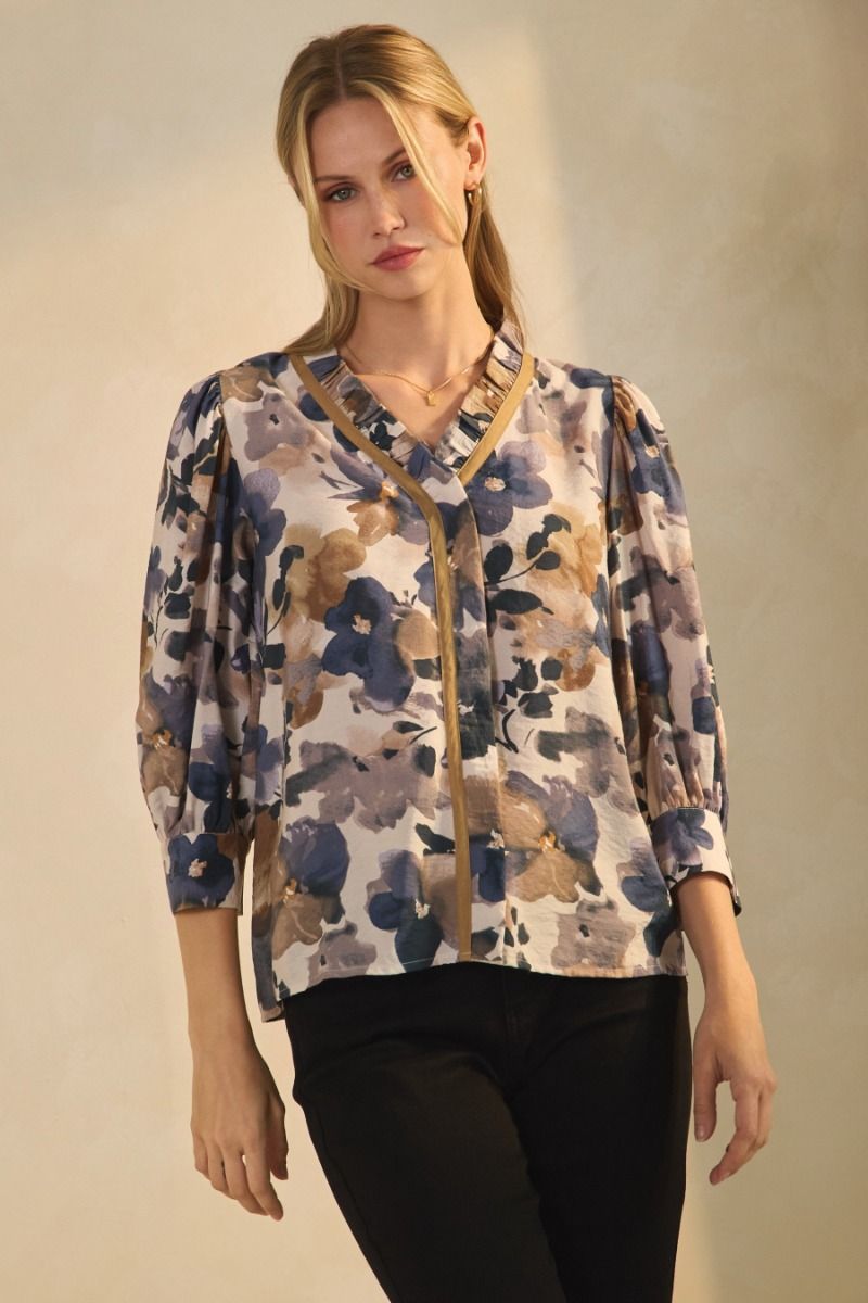 Lana Floral Print V-Neck 3/4 Sleeve Top