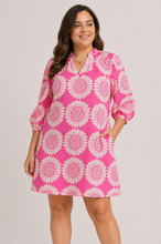 Load image into Gallery viewer, Andrea Pink Circle Print Shift Dress