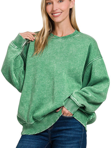 Bowie Acid Wash Oversized Fleece Pullover in Kelly Green