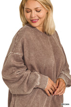 Load image into Gallery viewer, Bowie Acid Wash Oversized Fleece Pullover in Brown