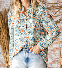 Load image into Gallery viewer, Brynn Floral Print Button Down Top