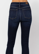 Load image into Gallery viewer, Restocked! Dark Wash Skinny Jeans