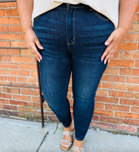 Restocked! Dark Wash Skinny Jeans
