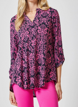 Load image into Gallery viewer, Restocked! Tara Wrinkle Free Navy and Pink Lizzy Top