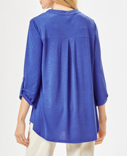 Load image into Gallery viewer, Tara Wrinkle Free Lizzy Top in Blue