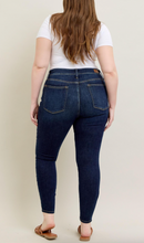 Load image into Gallery viewer, Restocked! Dark Wash Skinny Jeans
