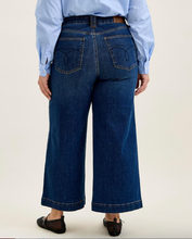 Load image into Gallery viewer, Tummy Control Claudia Ankle Wide Leg Jeans