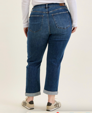 Load image into Gallery viewer, Billie Boyfriend Medium Wash Jeans