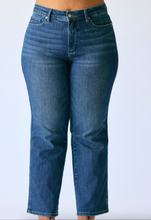 Load image into Gallery viewer, Petite Mid-Rise Straight Tummy Control Jeans