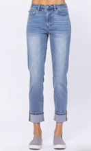 Load image into Gallery viewer, Vintage Wash Cuffed Boyfriend Jeans