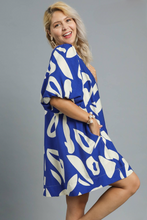 Load image into Gallery viewer, Restocked! Sophie Abstract Print Dress in Royal Blue