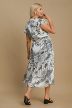 Load image into Gallery viewer, Marla Black &amp; White Toile Midi