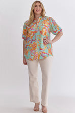 Load image into Gallery viewer, Janie Mint Floral V-Neck Top