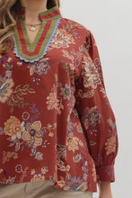 Load image into Gallery viewer, Sloane 3/4 Sleeve V-Neck with Scallop Accent