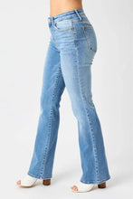 Load image into Gallery viewer, Mid Rise Vintage Bootcut Jeans