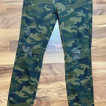 Load image into Gallery viewer, Preloved* Judy Blue Camoflage Distressed Skinny Jeans-22W