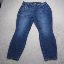 Load image into Gallery viewer, Preloved* Judy Blue Dark Wash Straight Leg Jeans-20W