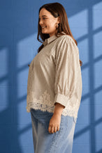 Load image into Gallery viewer, Danni Striped 3/4 Sleeve Laced Trim Top