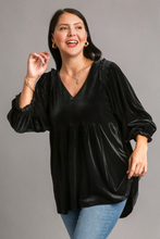 Load image into Gallery viewer, Joan V-Neck Velvet Tunic in Black