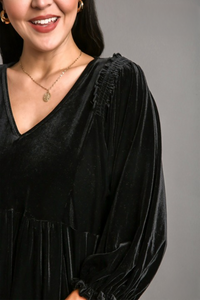 Joan V-Neck Velvet Tunic in Black