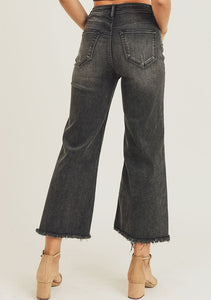 Frayed Wide Leg Ankle Jeans in Black