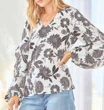 Load image into Gallery viewer, Sawyer Black and White Floral Print Top