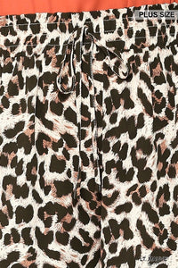 Farrah Leopard Print Side Pocket Shorts